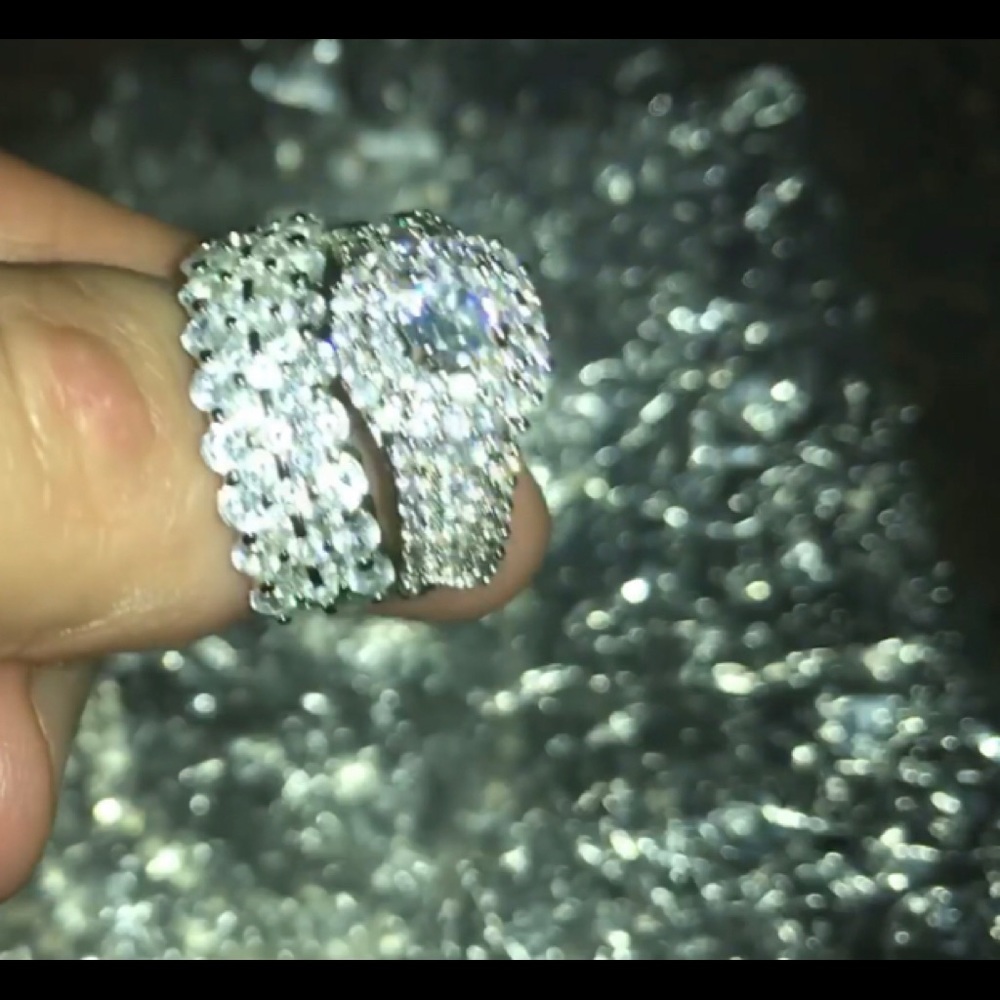 2 pc ring